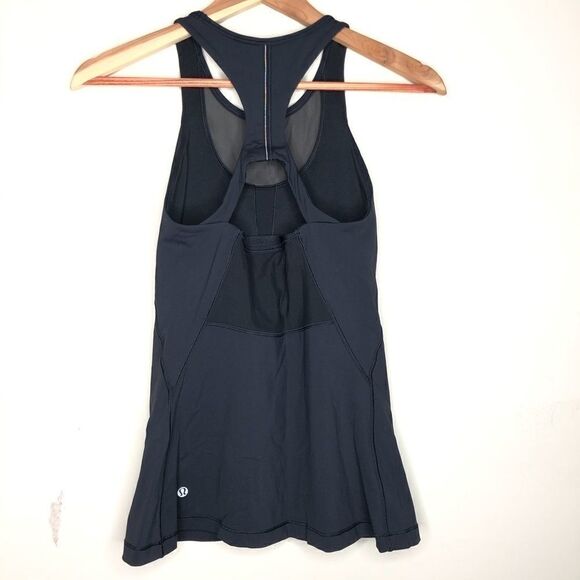Lululemon Sz 4 Black Tank Top - Picture 3 of 4